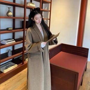 Brown oversized wool coat with pockets